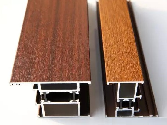 1587787132454546.jpg 铝合金门窗.jpg